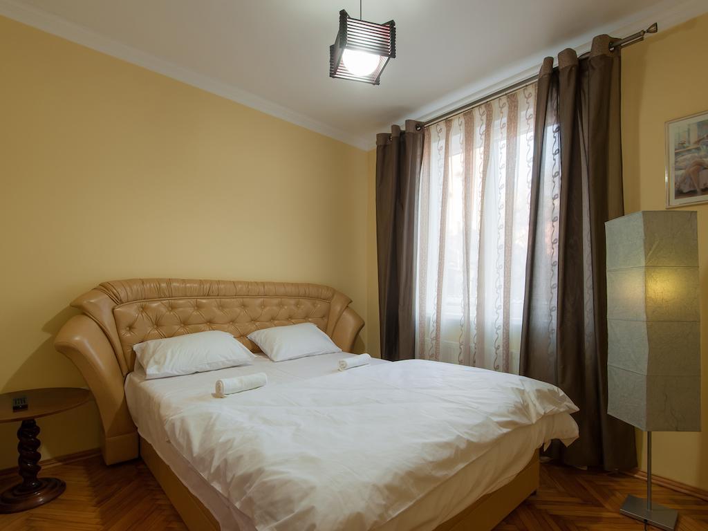 Like Hostel Чернивци Стая снимка