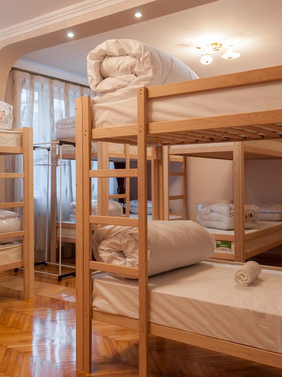 Like Hostel Чернивци Стая снимка
